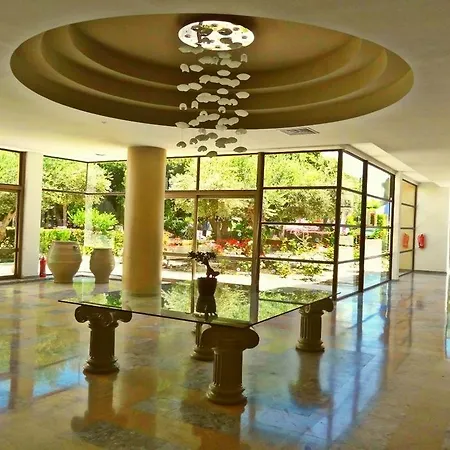 Hotel Doreta 4*